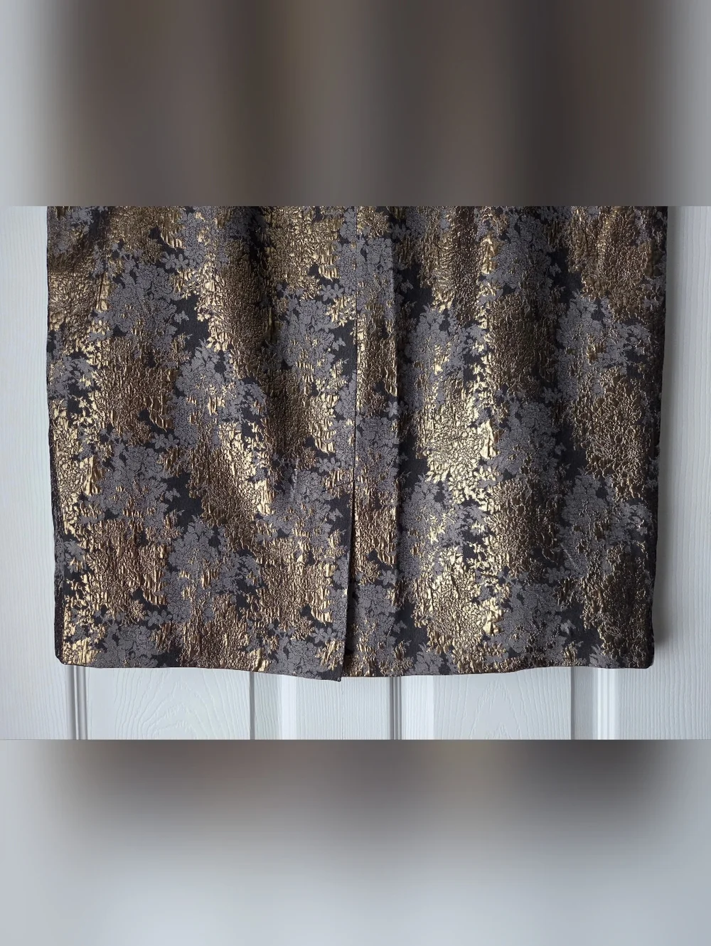 Liz Claiborne Metallic Gold Jacquard Pencil Skirt Size 16 Like New